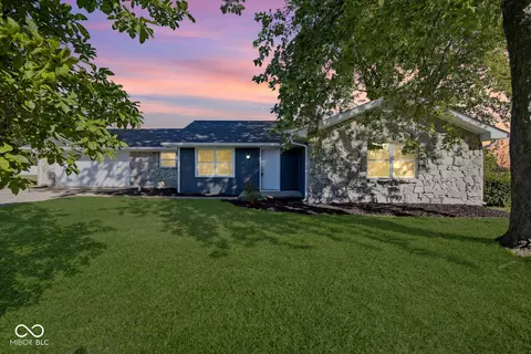 2135 S Miller Ave, Shelbyville, IN 46176