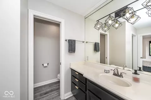 Bath - 11369 Easterly Blvd, Fishers, IN 46037 photo 5 of 5