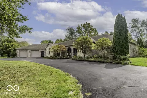 2437 Walnut St, Greenfield, IN 46140