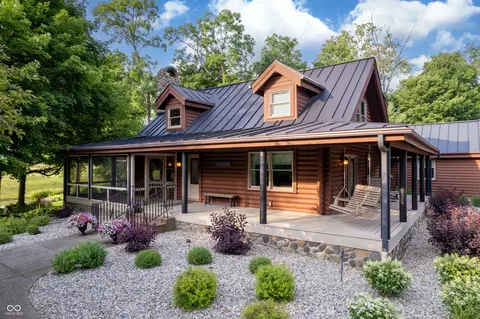 6855 N Centerville Rd, Williamsburg, IN 47393