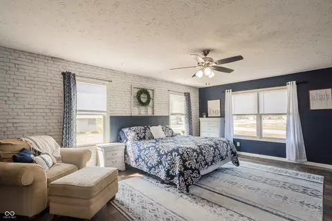 Bedroom - 6933 Knoll Crest Way, Pendleton, IN 46064 photo 2 of 3