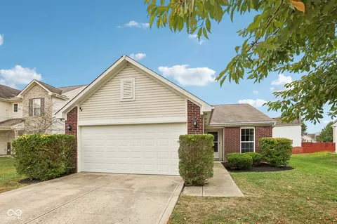 2202 Rossington Ln, Indianapolis, IN 46229