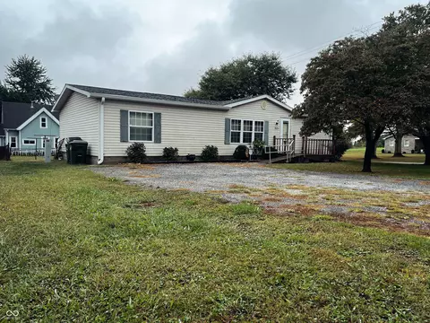 321 W Lou Ln, Greensburg, IN 47240