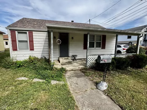 713 Lafayette Ave, Lebanon, IN 46052