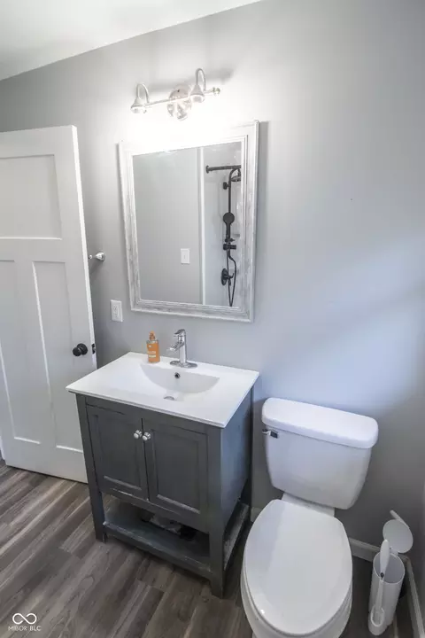 Bath - 8243 E 48th St, Lawrence, IN 46226 photo 2 of 3