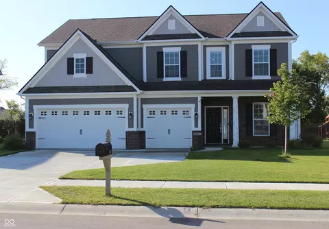 6887 Pine Vail Blvd, Mccordsville, IN 46055