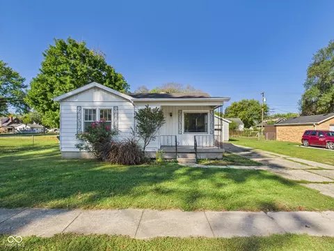 417 S Water St, Chesterfield, IN 46017