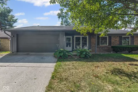 3104 Valley Farms Rd, Indianapolis, IN 46214