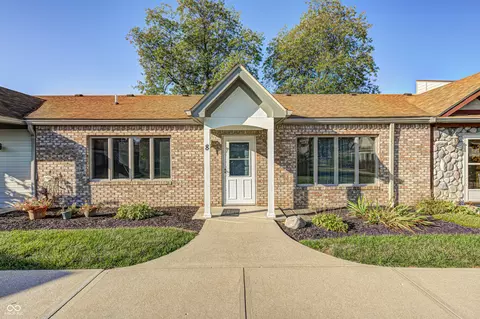 1711 Lafayette Ave UNIT 8, Lebanon, IN 46052