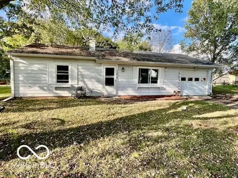 510 Memorial Dr, Edinburgh, IN 46124
