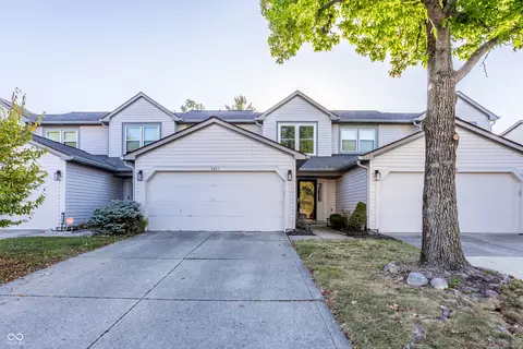 5451 Bay Harbor Dr, Indianapolis, IN 46254