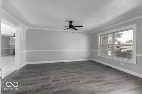 Living - 9425 Gemini Dr, Indianapolis, IN 46229 photo 2 of 5