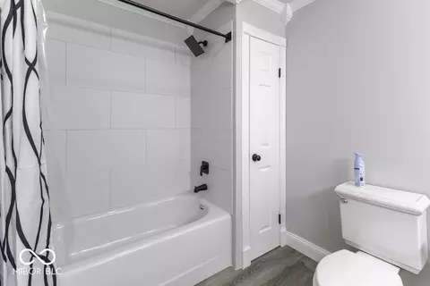 Bath - 9425 Gemini Dr, Indianapolis, IN 46229 photo 2 of 2