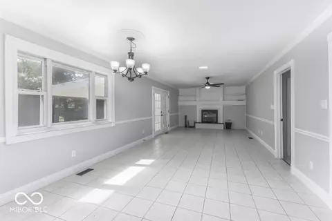Living - 9425 Gemini Dr, Indianapolis, IN 46229 photo 3 of 5