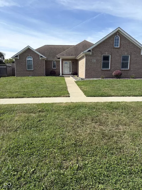 4460 Katy Dr, Seymour, IN 47274