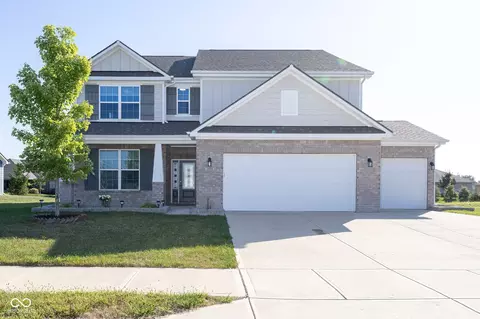 3924 Castle Hill Dr, Brownsburg, IN 46112