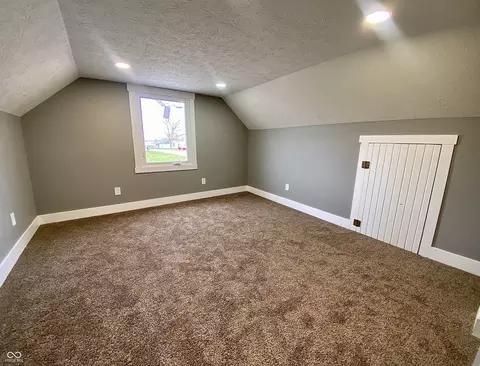 Bedroom - 11264 S Main St, Flat Rock, IN 47234 photo 5 of 8
