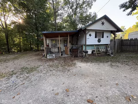 10844 Private Road 570 W, Poland, IN 47868