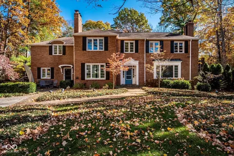 7085 N Pennsylvania St, Indianapolis, IN 46220