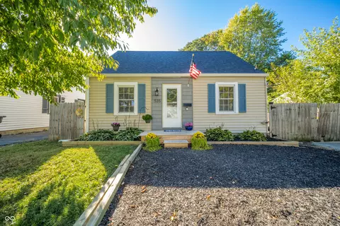 535 S Coventry Dr, Anderson, IN 46012