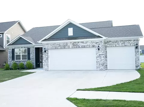 Exterior - 661 Kilmore Dr, Pendleton, IN 46064 photo 2 of 7
