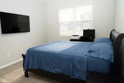 Bedroom - 661 Kilmore Dr, Pendleton, IN 46064 photo 2 of 5