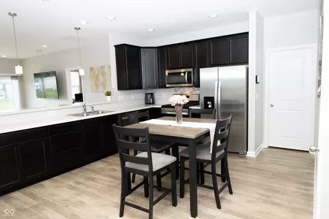 Kitchen - 661 Kilmore Dr, Pendleton, IN 46064 photo 1 of 4