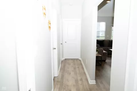 Entry Way - 661 Kilmore Dr, Pendleton, IN 46064 photo 2 of 2