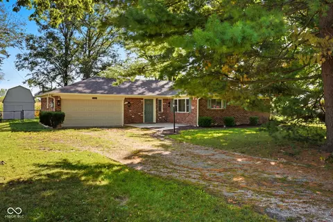 2775 High Acres E St, New Palestine, IN 46163