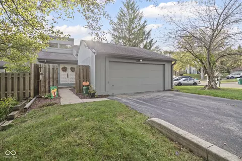 640 Blossom Dr, Avon, IN 46123