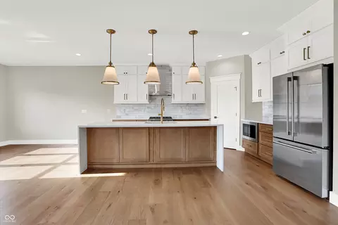 Kitchen - 1083 Beechtree Ln, Franklin, IN 46131 photo 1 of 5