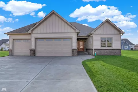 1083 Beechtree Ln, Franklin, IN 46131