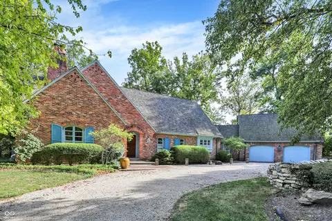 11011 Brigantine Dr, Indianapolis, IN 46256