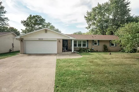 8301 S May St, Daleville, IN 47334