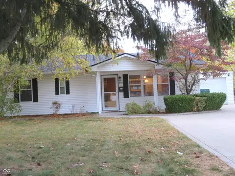 300 E Park St, Plainfield, IN 46168