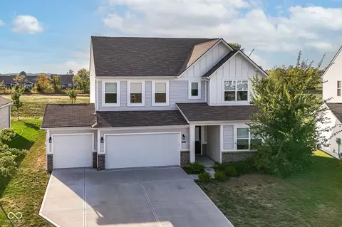 2646 Grassy Branch Dr, Whitestown, IN 46075