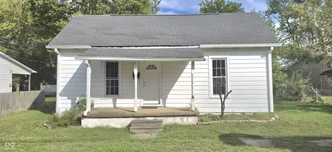 405 Elm St, Hope, IN 47246