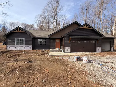 32 Victory Hl, Coatesville, IN 46121