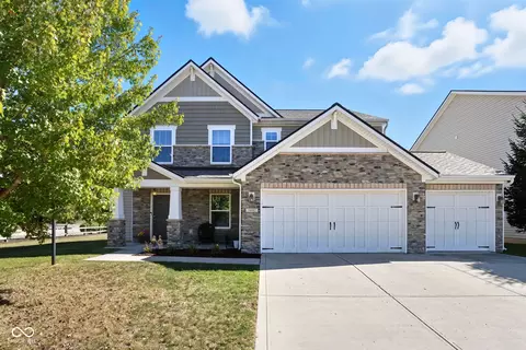 18682 Tillamook Run E, Noblesville, IN 46062
