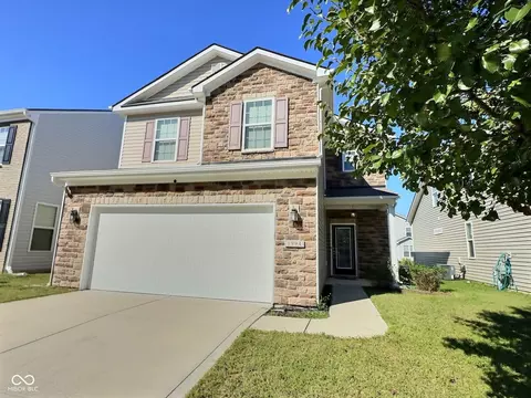 1994 Shadow Creek Blvd, Columbus, IN 47201