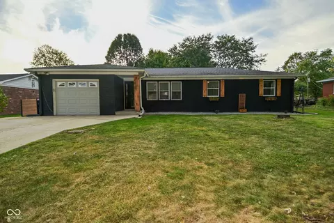 4430 Chatham Dr, Brownsburg, IN 46112