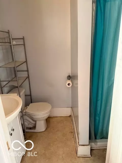 Bath - 405 E Bishop St, Walton, IN 46994 photo 1 of 2
