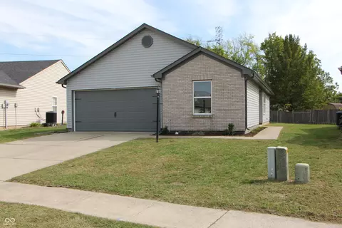 5409 Bluff View Dr, Indianapolis, IN 46217