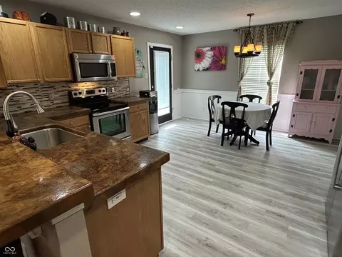 9685 W Quarter Moon Dr, Pendleton, IN 46064 photo 18