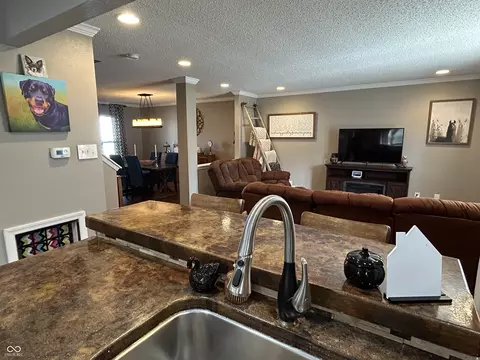 9685 W Quarter Moon Dr, Pendleton, IN 46064 photo 24