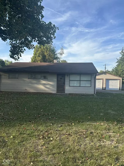 3980 Standish Dr, Indianapolis, IN 46221