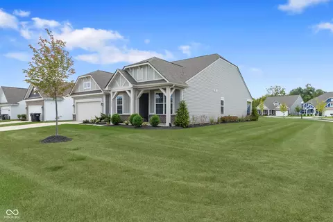 Exterior - 9899 Constellation Dr, Pendleton, IN 46064 photo 3 of 11