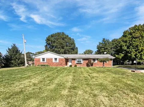 4832 Vermillion Ct, Avon, IN 46123