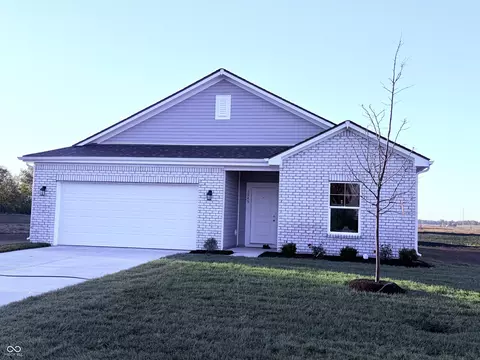 1945 Stella Rock Ct, Columbus, IN 47201