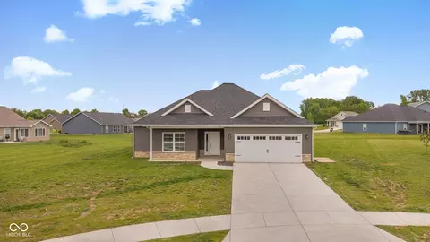 9182 Mulligan Ct, Elwood, IN 46036